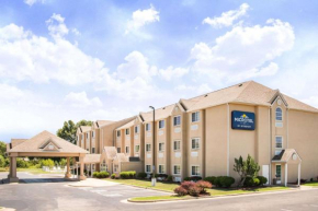 Гостиница Microtel Inn & Suites Claremore  Клермор